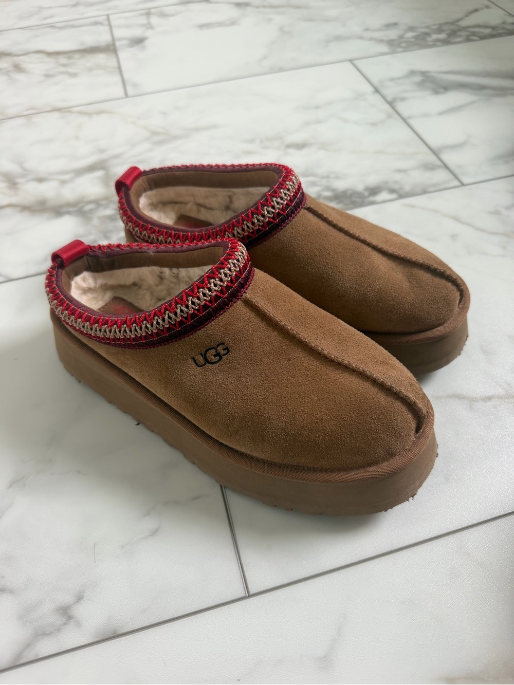 UGG Tazz Platform Chestnut Women’s Size 8 - Picture 2 of 4